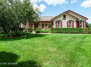 4913 Hampshire Ln, McHenry, IL 60051
