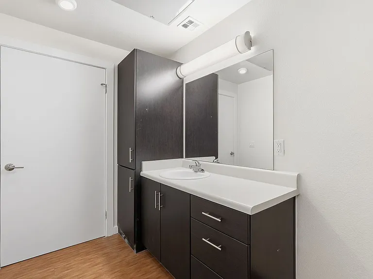 Elevate Your Urban Experience! Move in before the end of the month and get 10 weeks FREE Rent! — Photo 46