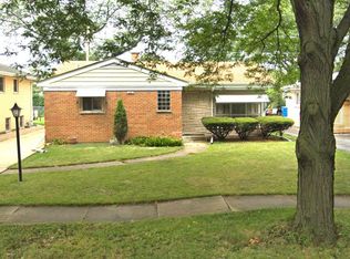 1128 Forest Rd, La Grange Park, IL 60526