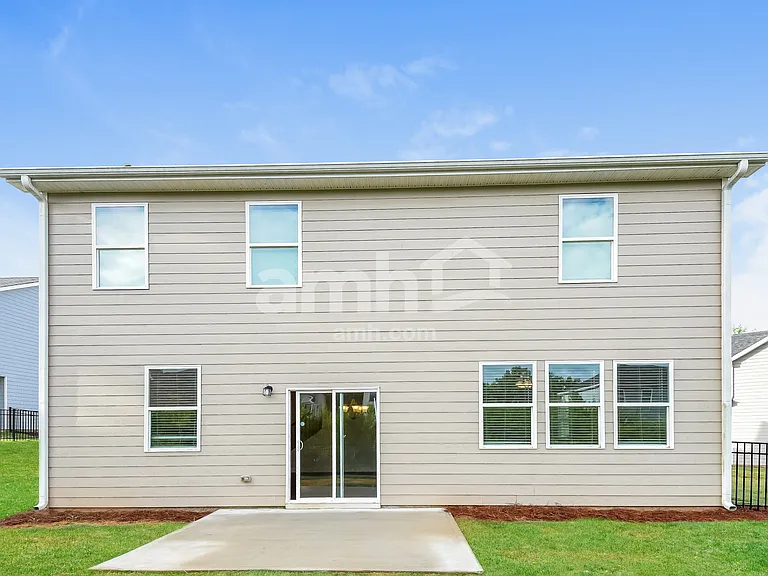 316 Bourne St — Photo 27