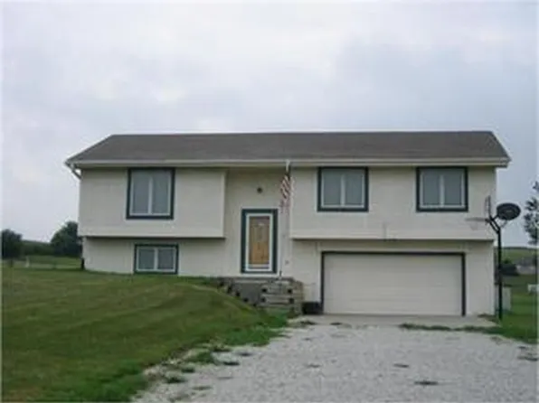 25199 Ellington Ave, Glenwood, IA 51534