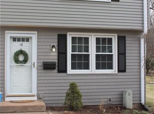 16 Redbud Ln #16, Glastonbury, CT 06033