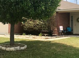 923 Flanagan Dr, Leander, TX 78641