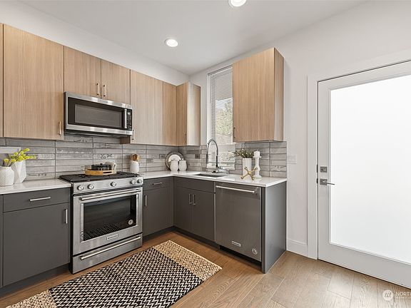 5th image of 2228 NW 63rd Street #C