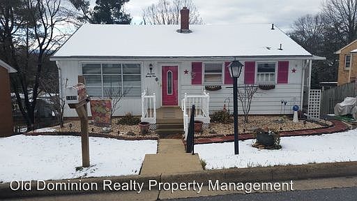1st image of 1429 Crawford Ave