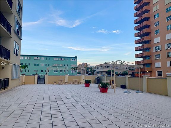 4th image of 1501 S Ocean Dr APT 1204