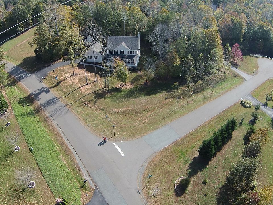 2nd image of 85 Avocet Way