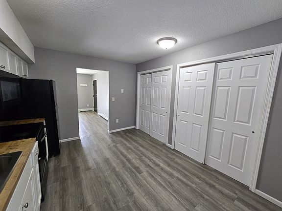 3rd image of 101 16th Ave NW #11