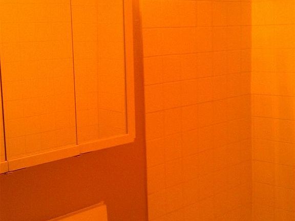 5th image of 100 E Fairview Ave
