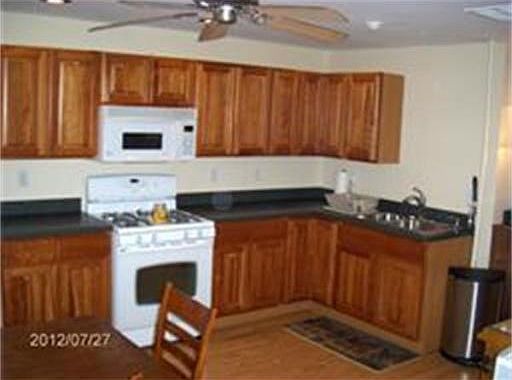 4th image of 129 Lowell St APT 36