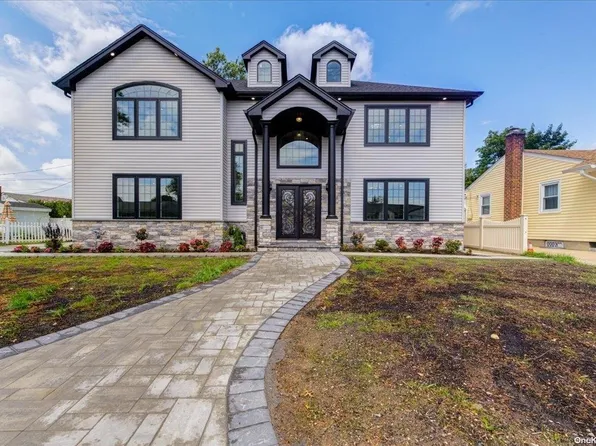 858 Prescott Street, Valley Stream, NY 11580
