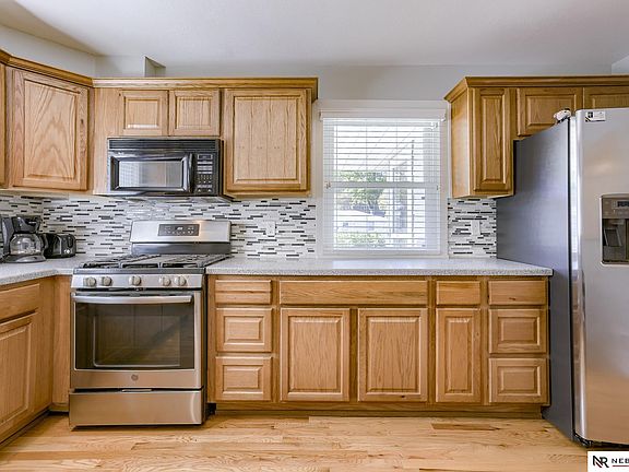 5th image of 2425 S 47th St