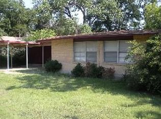 2335 Millermore St, Dallas, TX 75216