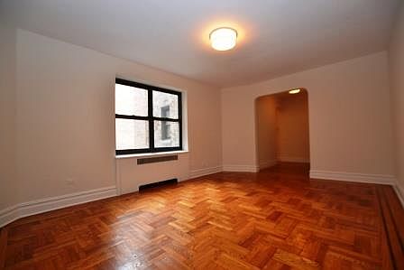 1st image of 110 Bennett Ave APT 1A