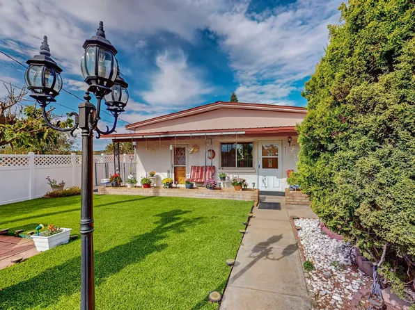 427 Nazario St, Santa Fe, NM 87501
