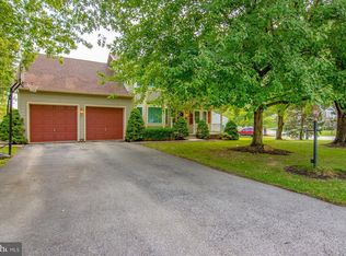 29 Amanda Ave, Hanover, PA 17331