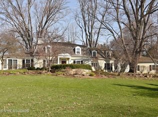 595 Aberdeen Rd, Inverness, IL 60067