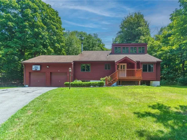 6 Stage Coach Road, Warwick, NY 10990