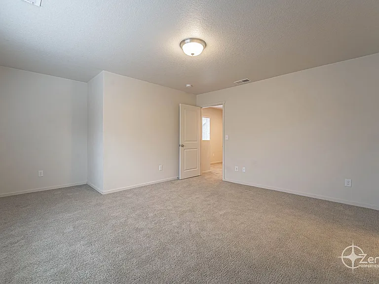 1400 NE 85th Way — Photo 27