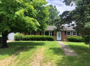 174 Hale St, Hurricane, WV 25526