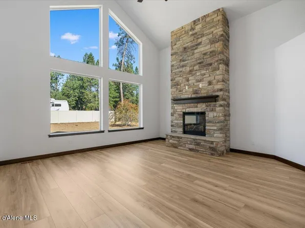 2003 E Plaza Ct, Post Falls, ID 83854