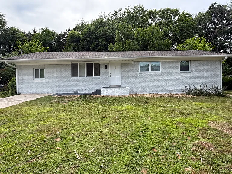 3107 Nevel Dr NW — Photo 1