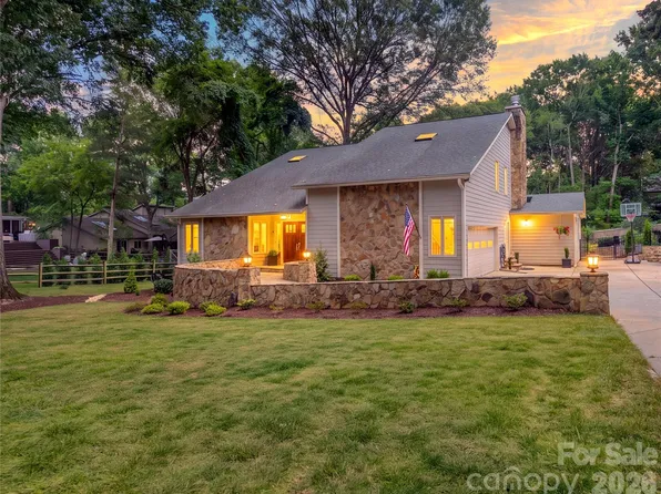 3011 Lauren Glen Rd, Charlotte, NC 28226