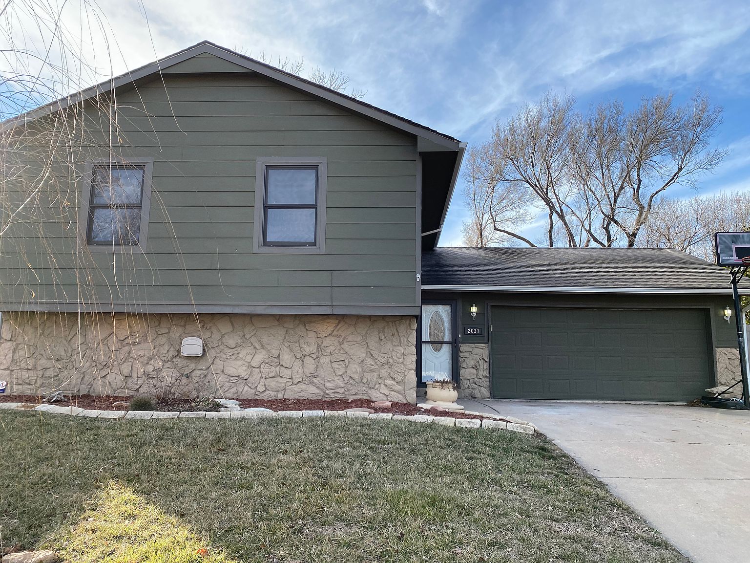 2037 N Burr Hill Rd Derby KS 67037 Zillow