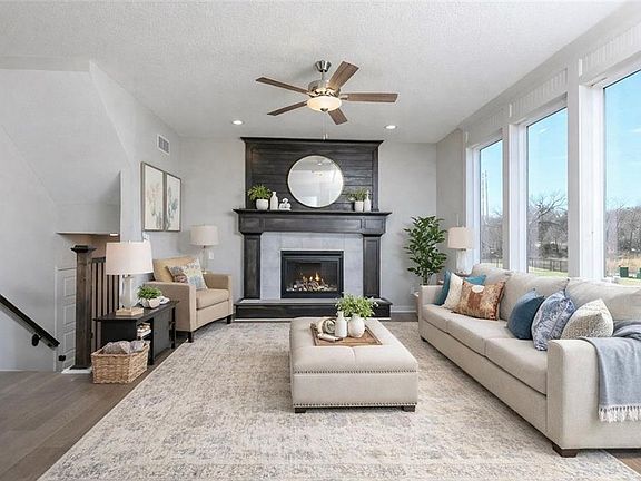 3rd image of 6100 Barth Rd