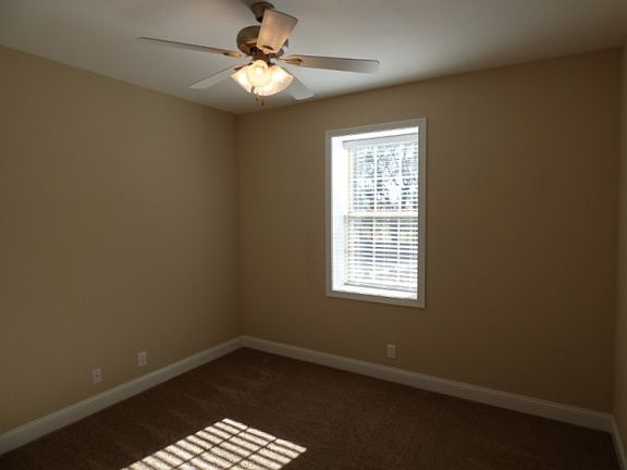 5th image of 2419 Senseney Dr