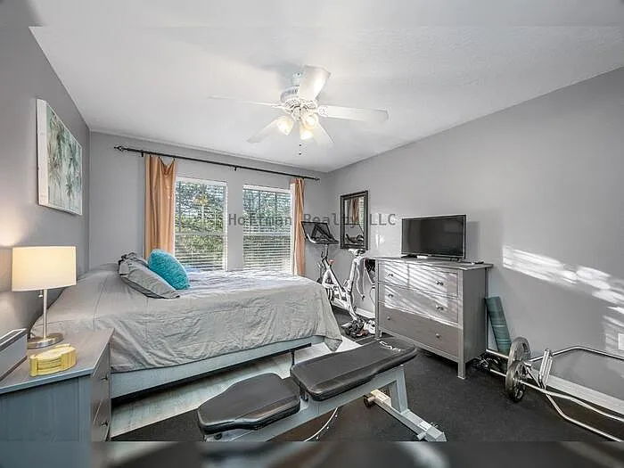 400 S Willow Ave #A — Photo 18