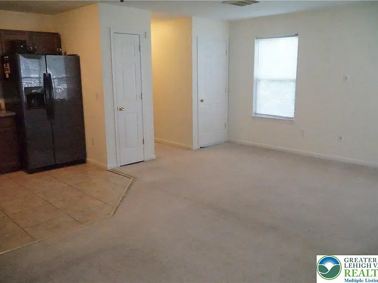 737 Trout Creek Ln — Photo 12