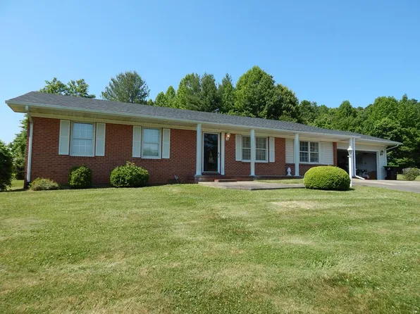 677 Cranberry Rd, Galax, VA 24333