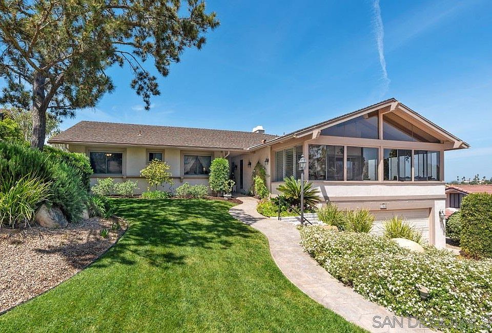 1st image of 17576 Saint Andrews Dr