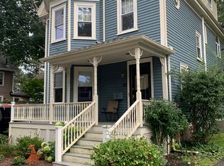 12 Glenland Rd #1A, Chestnut Hill, MA 02467