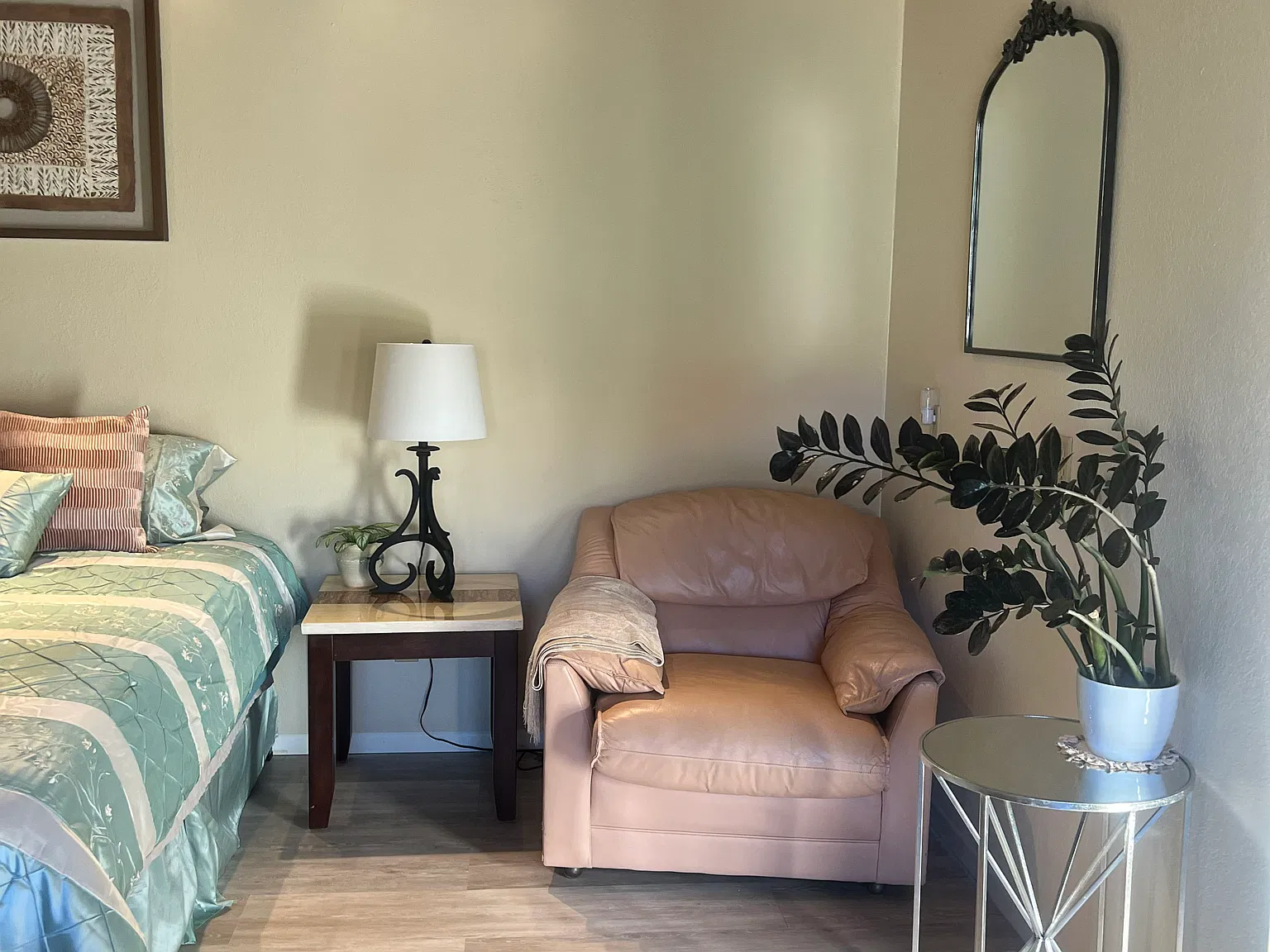 Studio, 500 sqft, $1,500 — Photo 3