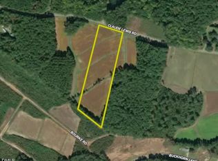 3 Claude Lewis Rd, Middlesex, NC 27557