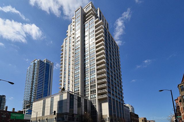 1st image of 200 W Grand Ave APT 2601