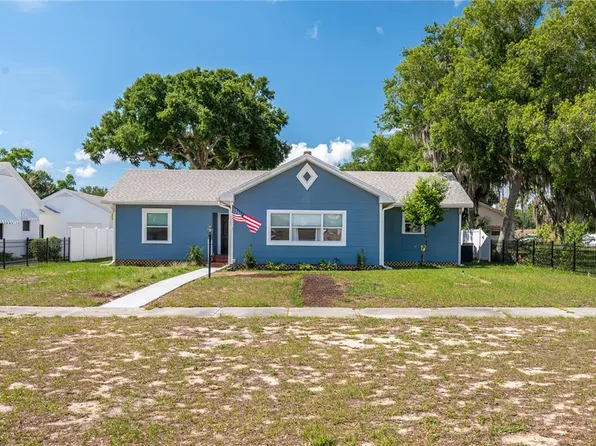 414 E Bullard Ave, Lake Wales, FL 33853