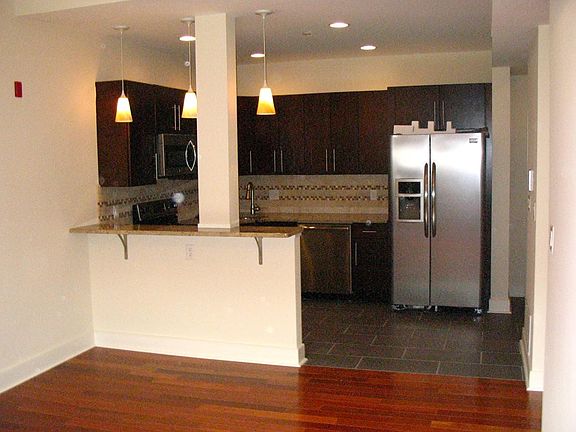 2nd image of 625 S 6th St #A