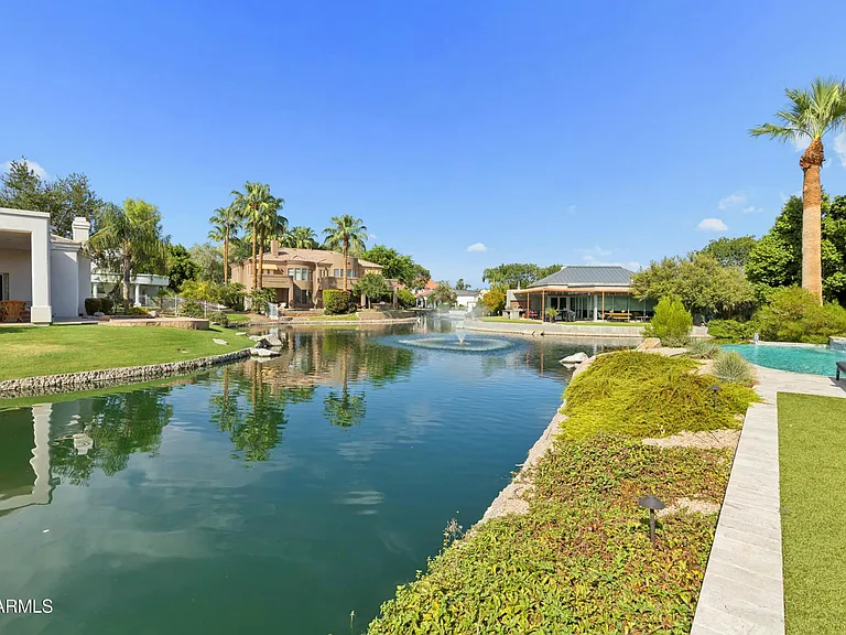 1465 W Island Cir — Photo 97