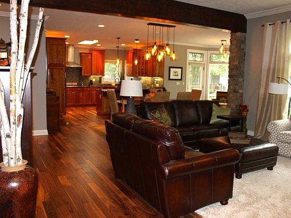 5th image of 1549 Clearview Blvd
