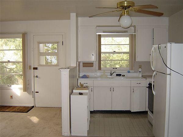 1st image of 405 S 7th St APT 4