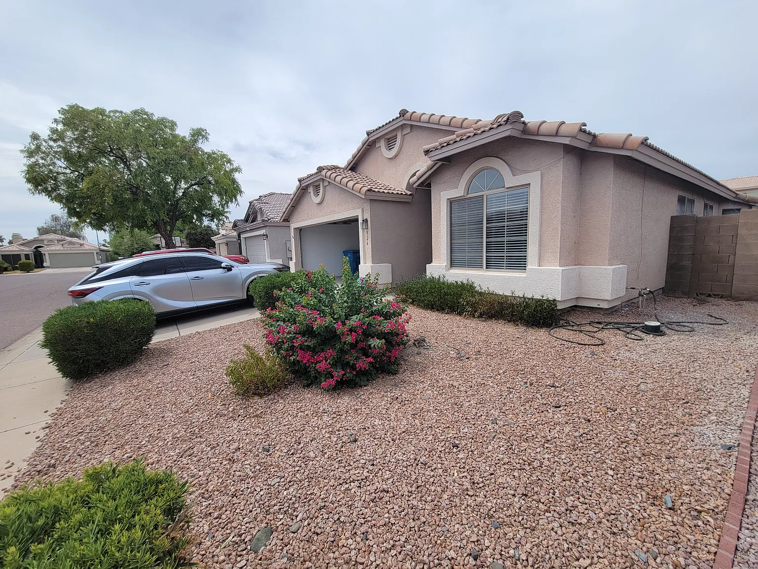 3 bed, 1621 sqft, $2,295 — Photo 3