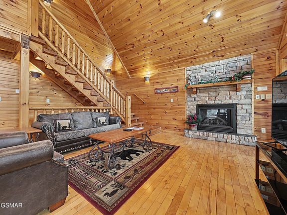 5th image of 755 Glory Ridge Way