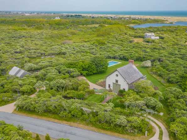 42 Chuck Hollow Rd, Nantucket, MA 02554