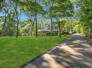 38 Nelson Rd, Selden, NY 11784