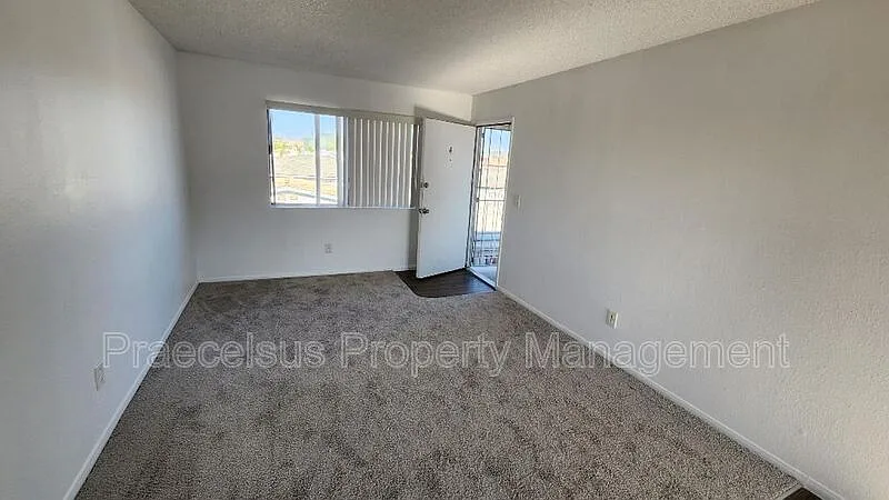 1 bed, 1.0 bath, 600 sqft, $1,690 — Photo 4