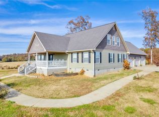 1192 Kay Rd, Eastanollee, GA 30538