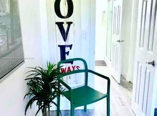 471 NE 37th St #4, Miami, FL 33137